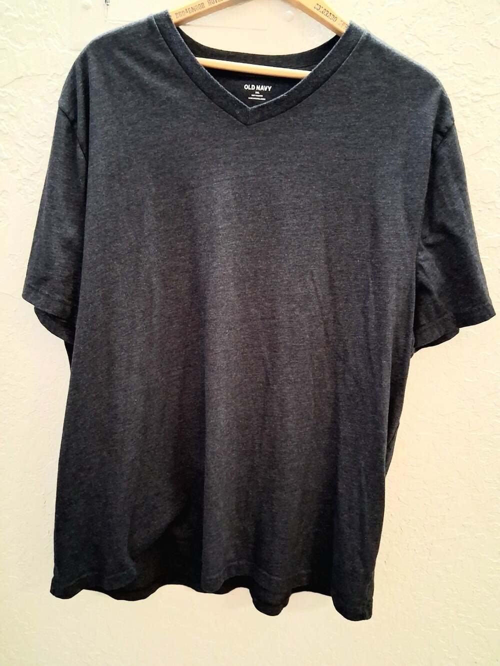 Old Navy Soft-Washed V-Neck T-Shirt Charcoal Gray XXL